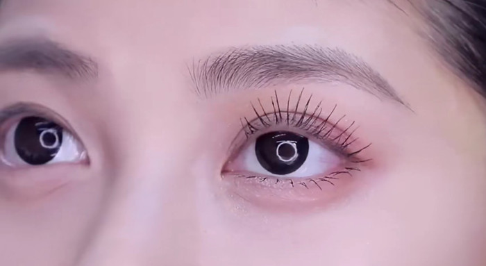 睫毛教程-美容化妆-使我们的眼睛栩栩如生